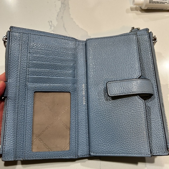 Michael Kors Wallet Wristlet Blue - Picture 2 of 4